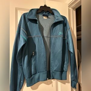 Unisex Nike retro jacket in brand new condition!